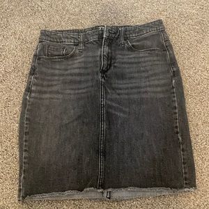 Universal threads denim skirt